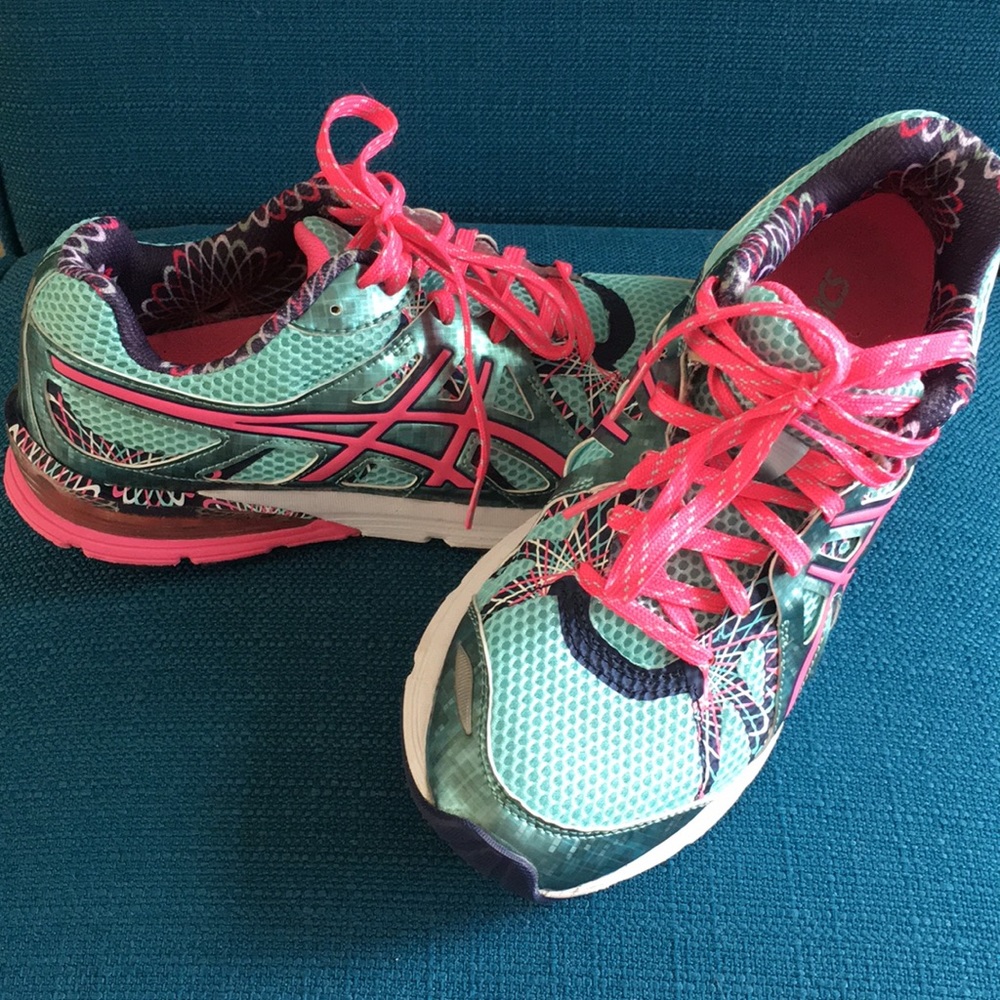 ASICS Women’s GEL-Preleus Running Shoe Size 9